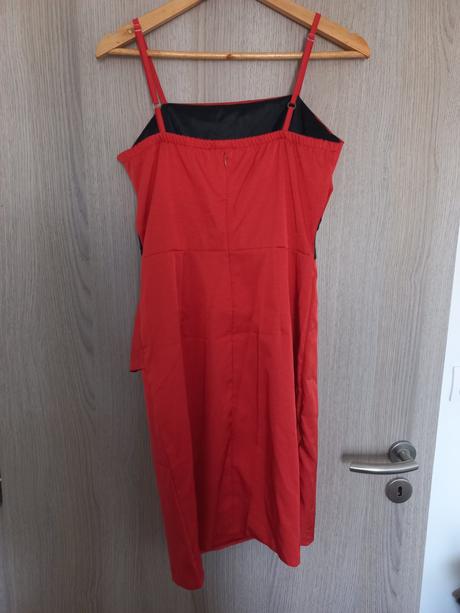 Slavnostne saty, s-m, s