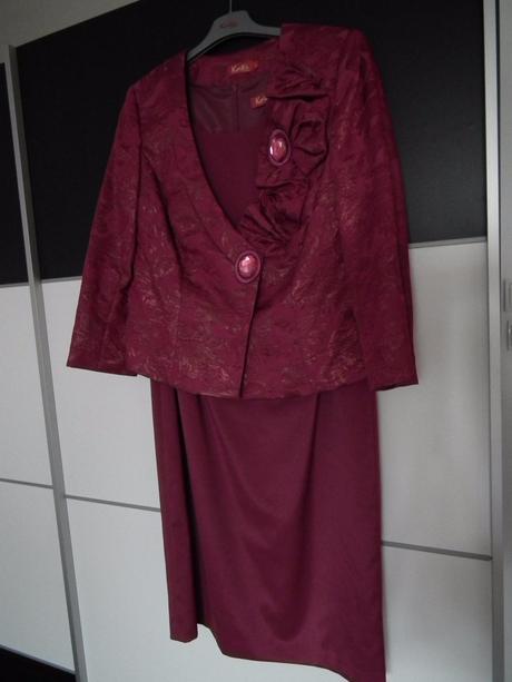 Šaty so sačkom, 44