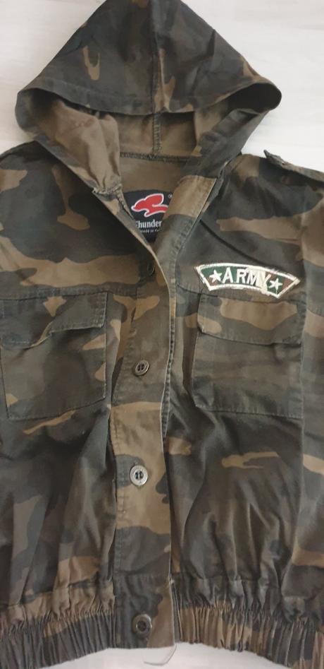 Tenká maskáčová bunda č.134-140, 134