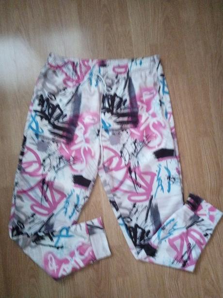 Super nohavice,, next,42