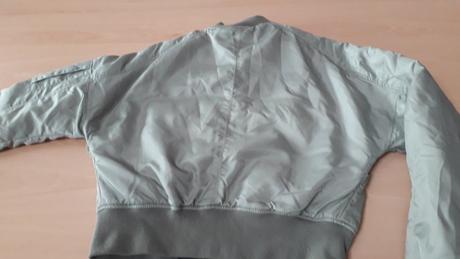 Krátka bomberka do pása, h&m,s