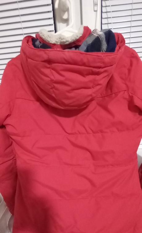 Krasna kvalitna bunda roxy v.s, roxy,s