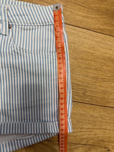 Stradivarius kraťasy, stradivarius,xs