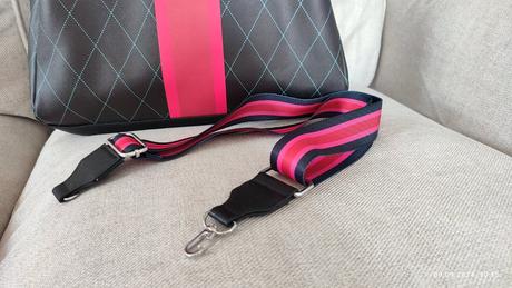 Kabelka -nová, mary kay