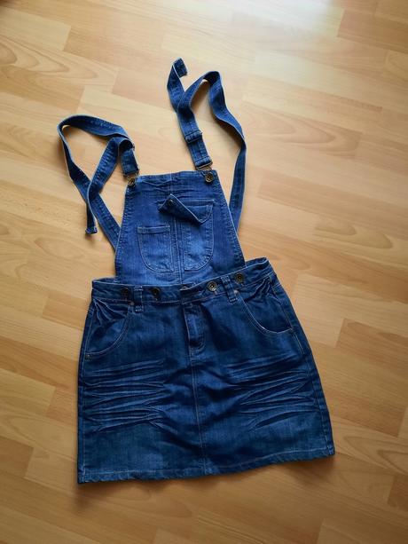 Dámska rifľová sukňa, 28