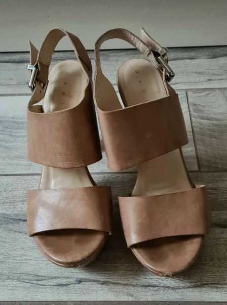 Kožené sandále, 37