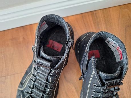 Členkové topánky, rieker,38