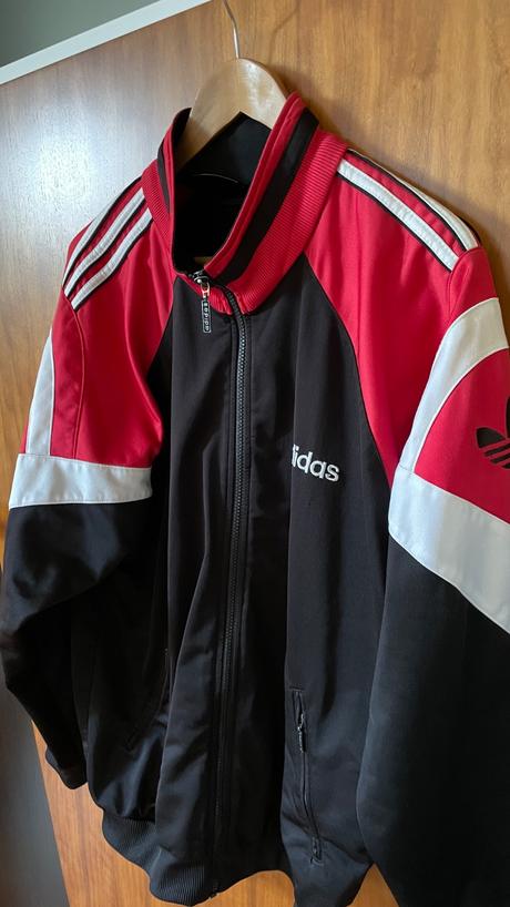 Čierno-červená mikina na zips s logom športová, adidas,m