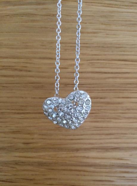 Náhrdelník srdiečko, avon