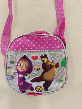 Kabelka máša a medveď, 