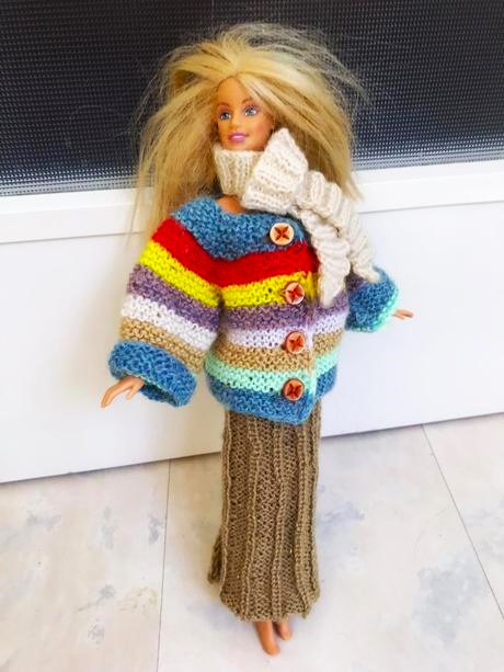 Barbie v pletenom outfite, 
