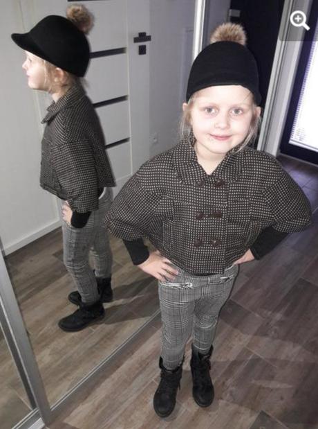 Úžasná kabátiková pelerínka, má otvory na ruky 2-6, prémaman,110