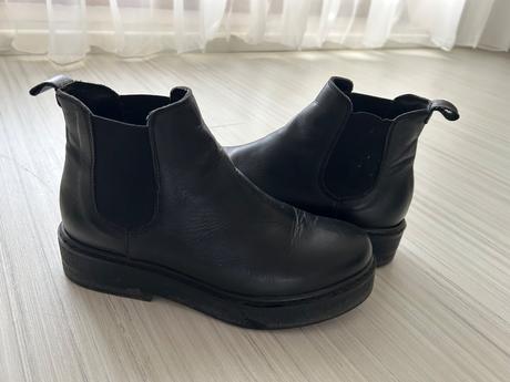 Kozdne clenkove cizmy, 38