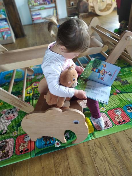 Drevene slonikove + zajacikove schodiky,