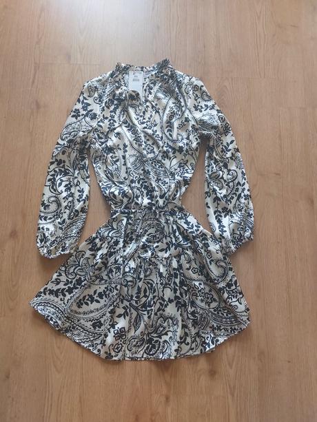 Krásne šaty, reserved,xs