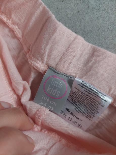 Krátke nohavice, 104