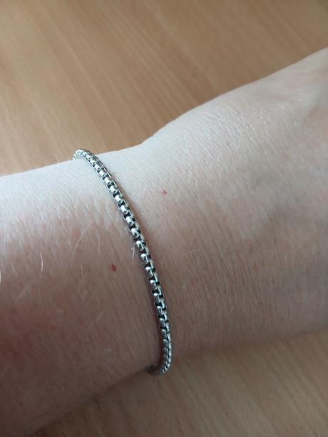 Nový náramok lesklá oceľ - dĺžka 19 cm,