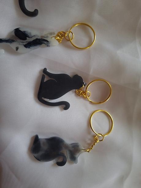 Klucenky odliate z epoxidu, 