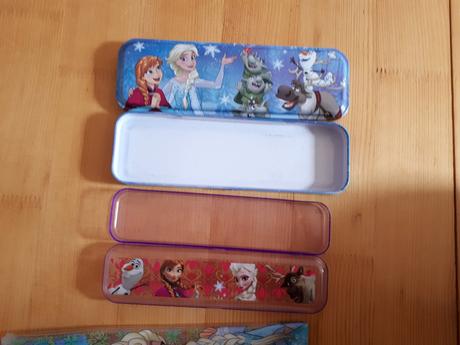 Frozen kabelka, peračník, krabičky, 