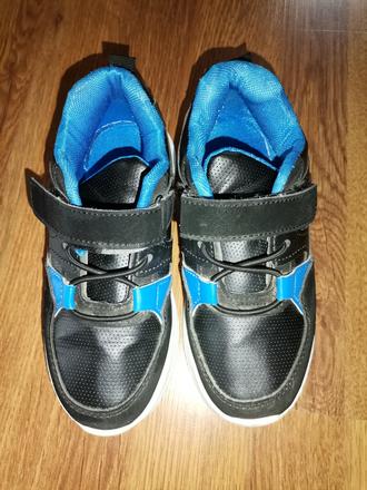 Chlapčenské tenisky, 30