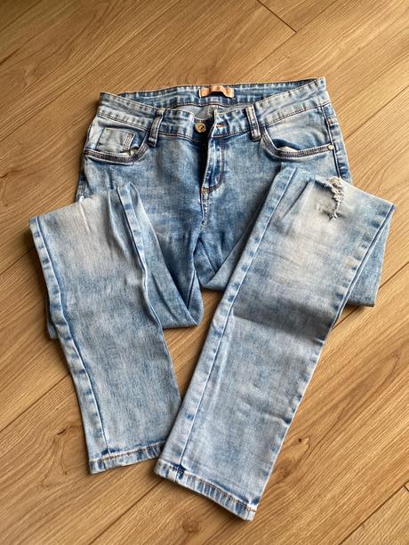 Rifle so stredne vysokým pásom, 40