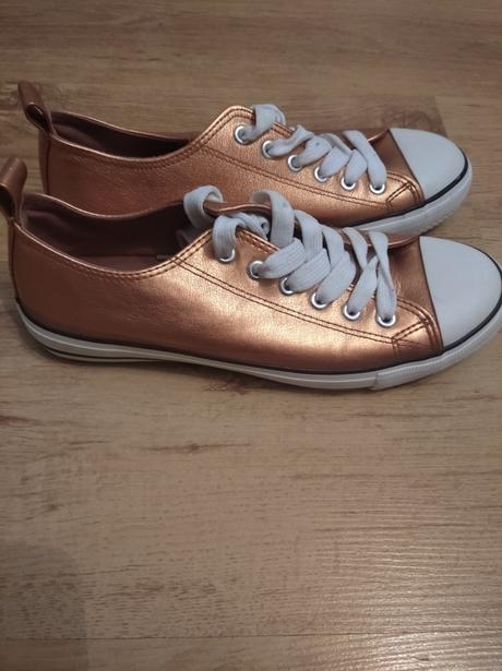 Tenisky, atmosphere,39