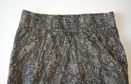 Sukňa, stradivarius,s