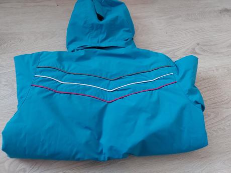 Lyžiarska bunda gimmik, 152