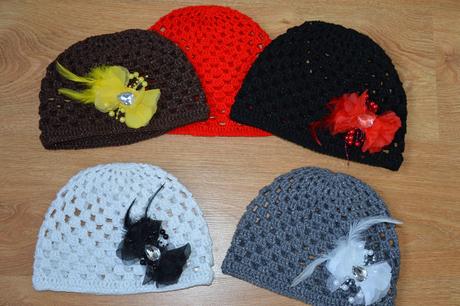 Háčkovaná čiapočka s kvetom, 50 - 158