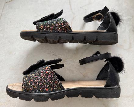 Trblietkavé sandálky, 33