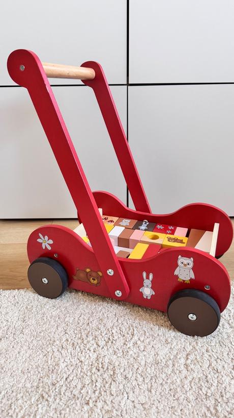 Playtive dreveny vozík s kockami, 