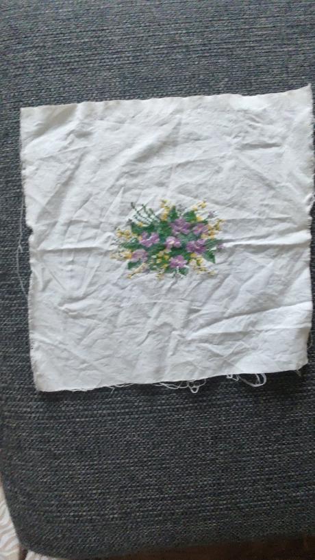 Vyšivany obrázok na zarámovanie, 