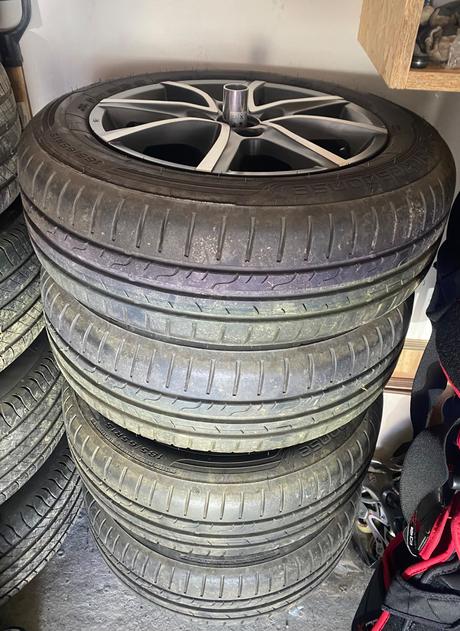 Letné pneumatiky dunlop na diskoch mak, 