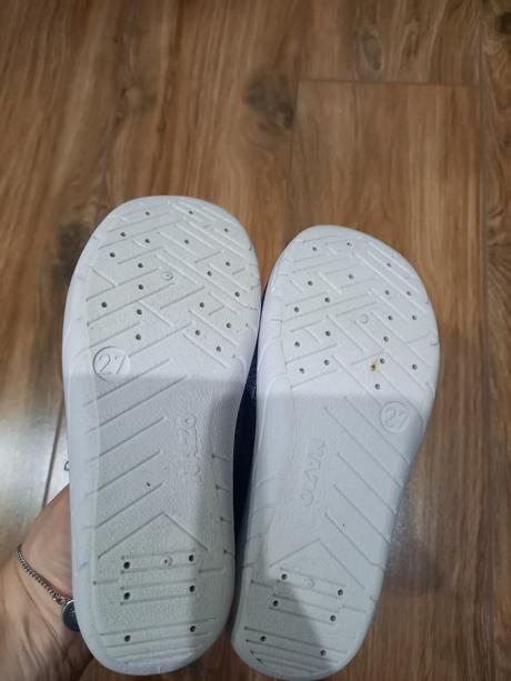 Papučky, nazo,27