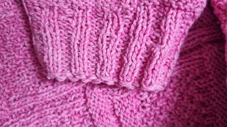 Dievcenske rifle h&m a strikovany handmade svetrík, h&m,140