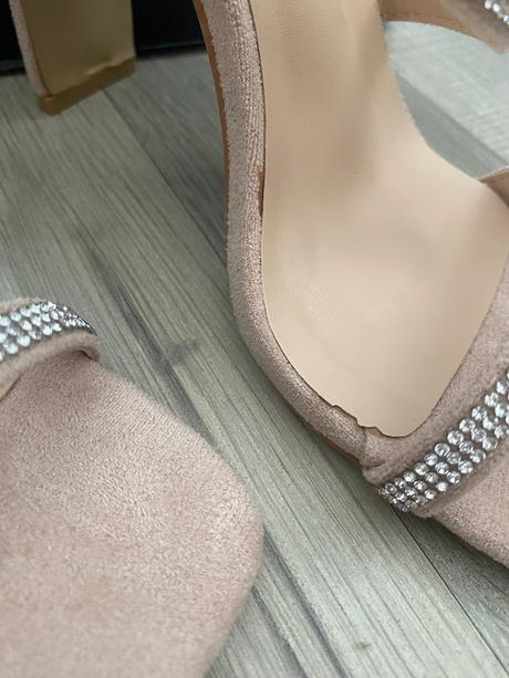 Sandále na opätku, wojas,36