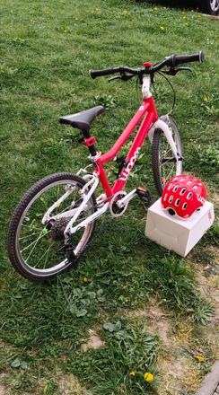 Woom 4 s prilbou, woom,20