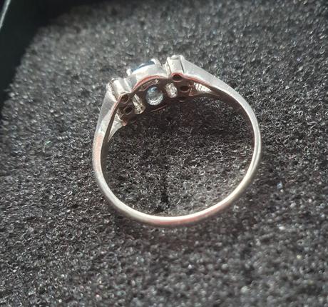 Strieborný prsteň, 