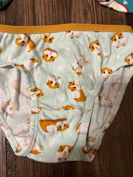 Dievčenské gaťky dedoles, 98