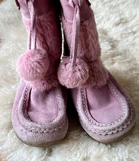 Kozene cizmicky s brmbolcami, 26