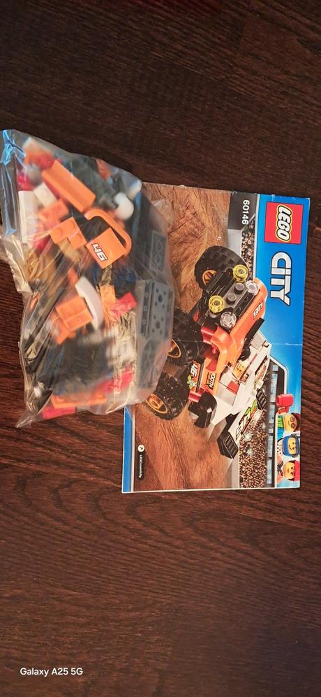 Lego city 60146 - terénne vozidlo, 