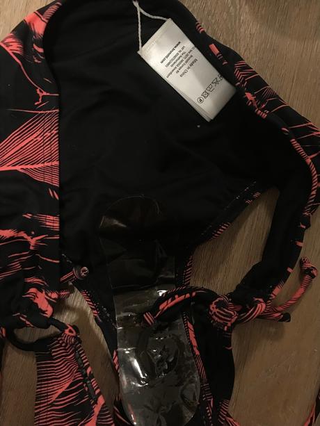 Nove plavky brunotti 38 b, 38