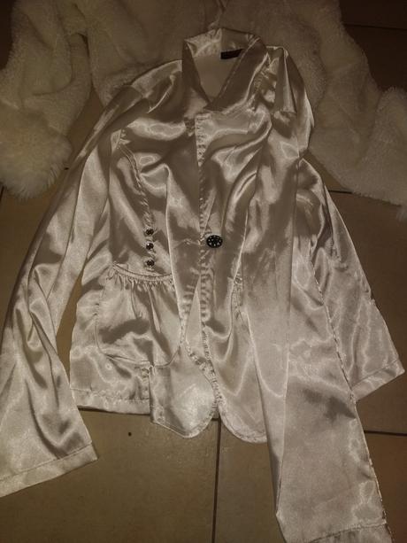 Svadobné šaty + 2 vesty, 38