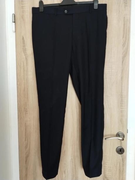 Smokingový svadobný/spoločenský oblek, 54