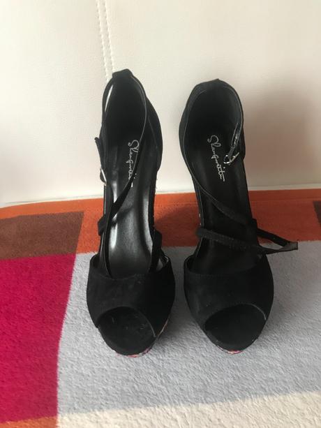 Sandalky krasne na platforme,výška opatku 15 cm, 39