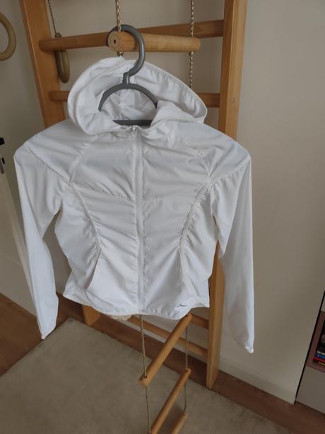 Tenká bundička, decathlon,140