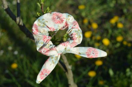 Scrunchie gumička gerbera, 