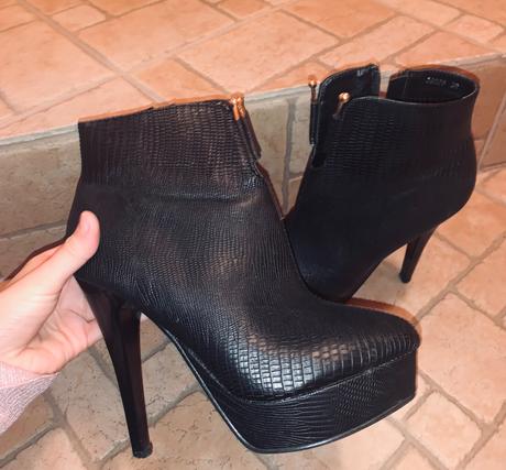 Čižmy na opätku, 38