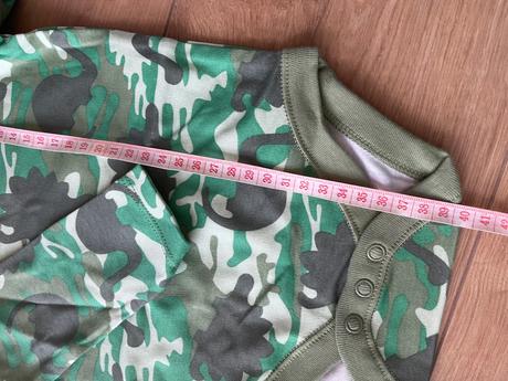 Nové - body dino, f&f,74