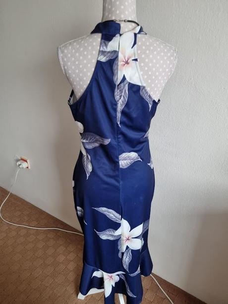 Modré kvetinové šaty s volánom veľ. 40, 40